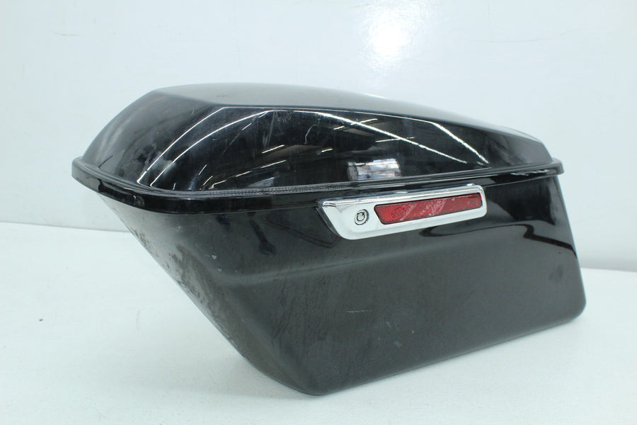 17-23 HARLEY-DAVIDSON ELECTRA GLIDE FLHTK ULTRA LIMITED LEFT LUGGAGE SADDLEBAG