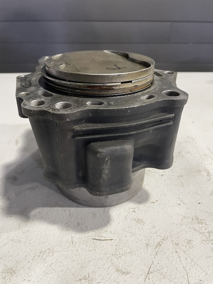 98-01 SUZUKI TL1000S ENGINE MOTOR PISTON CYLINDERS BLOCK JUG