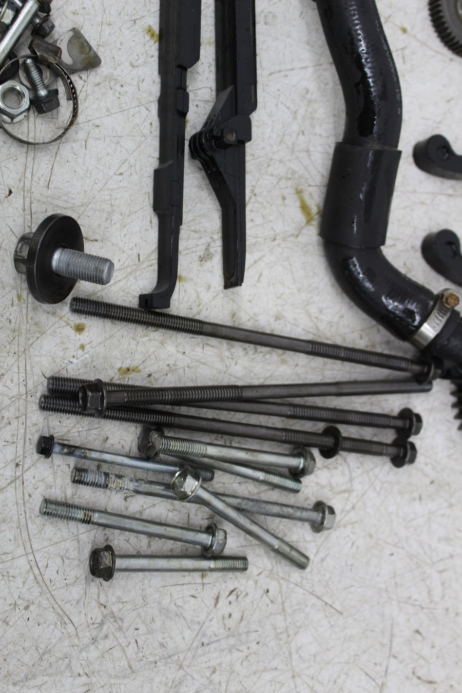 97-03 HONDA SHADOW ACE 750 VT750C ENGINE PARTS HARDWARE NUTS CASE BOLTS STARTER