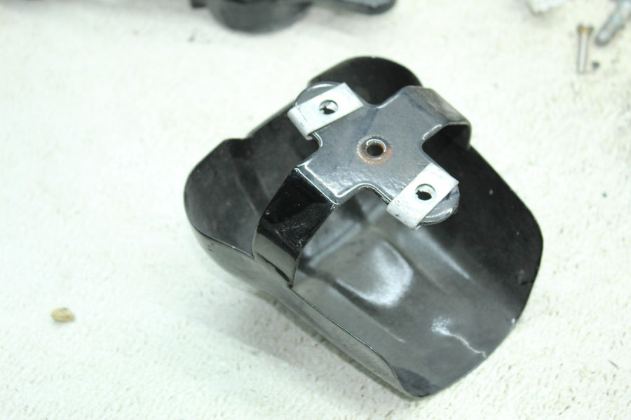 12-16 HARLEY-DAVIDSON ELECTRA GLIDE FLHTCU PARTS HARDWARE UPPER TREE RISERS AXLE