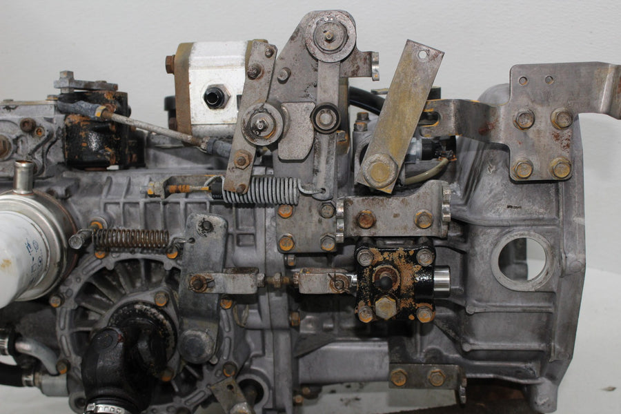 04-10 KUBOTA RTV900 ENGINE MOTOR TRANSMISSION 3,627 HOURS