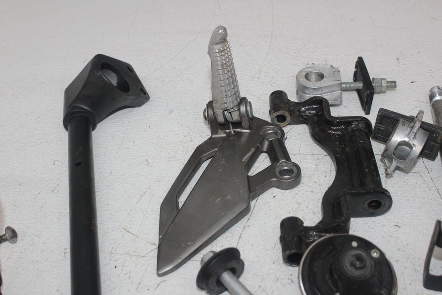 2015 KAWASAKI NINJA 300 EX300A HARDWARE NUTS BOLTS CLIP PEG BALLIST SPROCKET