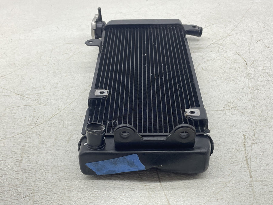 15-21 KAWASAKI VERSYS 650 KLE650 ENGINE RADIATOR MOTOR COOLER COOLING RADIATER