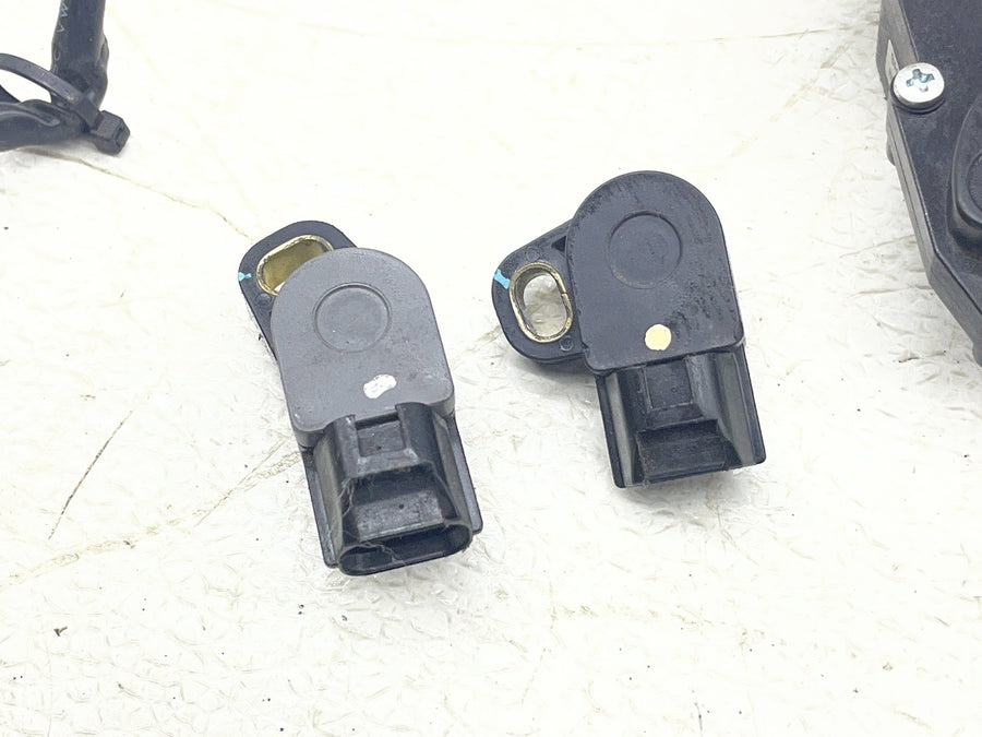 15-21 KAWASAKI VERSYS 650 KLE650 TPS THROTTLE POSITION STVA ACTUATOR SENSOR SET