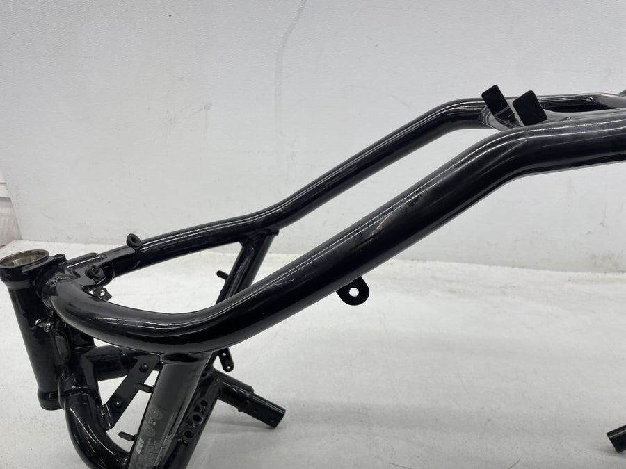 06-07 HARLEY-DAVIDSON STREET ROD VRSCR STPSC46 FRAME CHASSI STRAIGHT