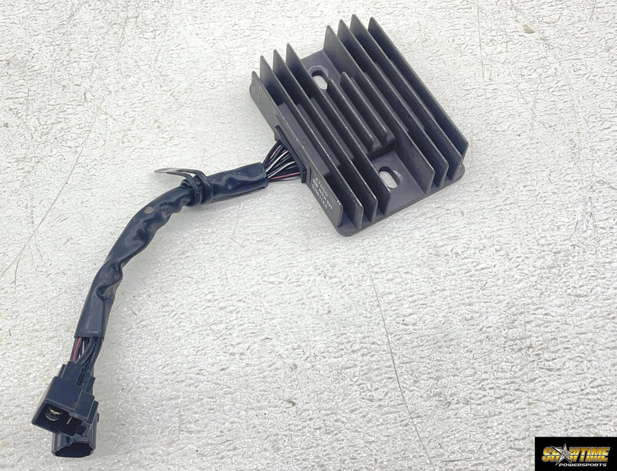 11-26 SUZUKI GSXR600 GSXR750 RECTIFIER VOLTAGE REGULATOR 32800-47H00