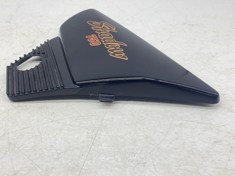 83 HONDA SHADOW 750 VT750 RIGHT SIDE COVER PANEL COWL FAIRING