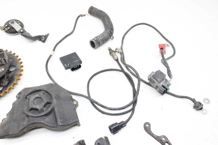 16-20 KAWASAKI NINJA ZX10R PARTS HARDWARE AXLE SPROCKET COVER PEGS DAMPER HORN
