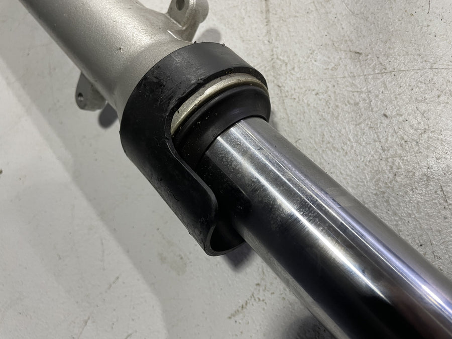 91-94 HONDA CBR600F2 RIGHT FRONT FORK SHOCK SUSPENSION BENT