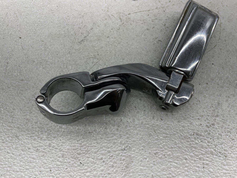 17-23 HARLEY-DAVIDSON ELECTRA GLIDE ULTRA LIMITED FRONT HIGHWAY FOOTPEGS PAIR