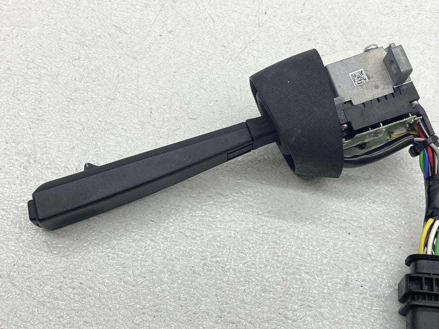 19 POLARIS SLINGSHOT SL LEFT CONTROL SWITCH HEADLIGHT TURN SIGNAL STOCK LEVER