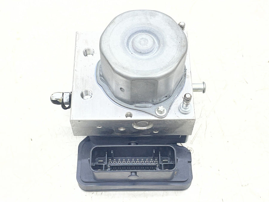 19 POLARIS SLINGSHOT SL ABS PUMP UNIT MODULE