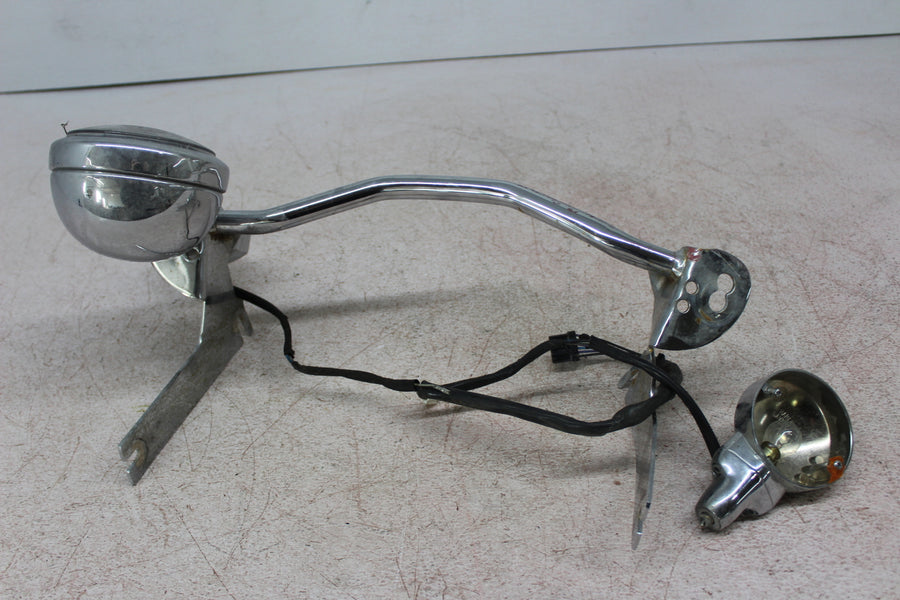 2000 HARLEY-DAVIDSON ROAD KING CLASSIC EFI FLHRCI FRONT TURN SIGNAL BAR MOUNT