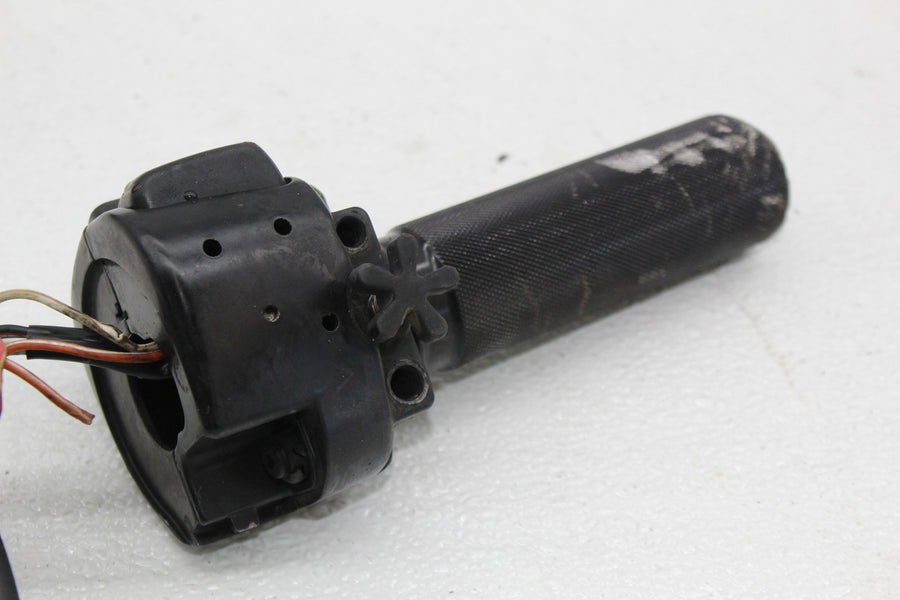 00-05 HARLEY-DAVIDSON SOFTAIL DEUCE FXSTD RIGHT CONTROL OFF START SWITCH (READ)