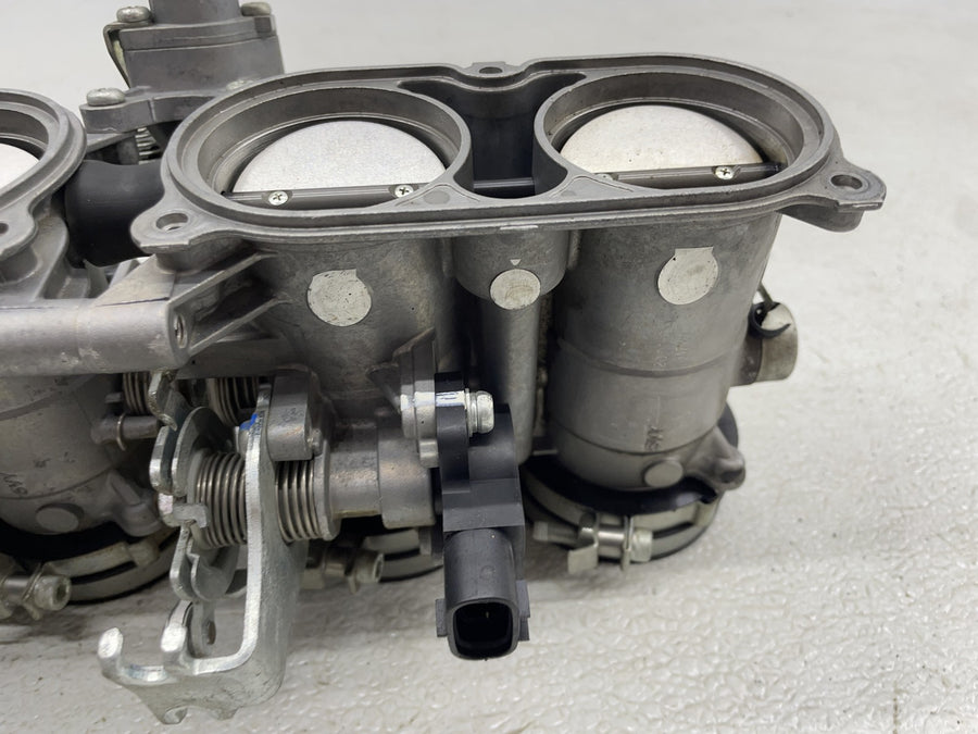 06-15 YAMAHA FZ1 THROTTLE BODY BODIES