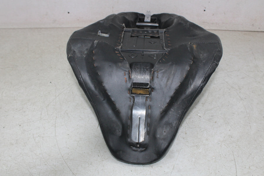 07-11 HARLEY-DAVIDSON ROAD GLIDE FLTRX FRONT DRIVERS SEAT (READ)