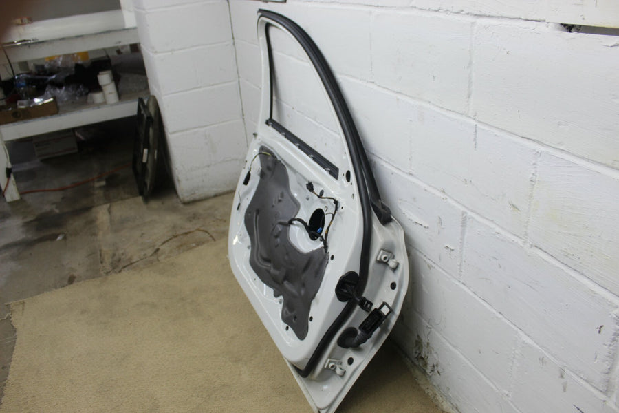 2016 BMW 328XI F30 FRONT DRIVER SIDE DOOR WINDOW GLAS TRACK MOTOR