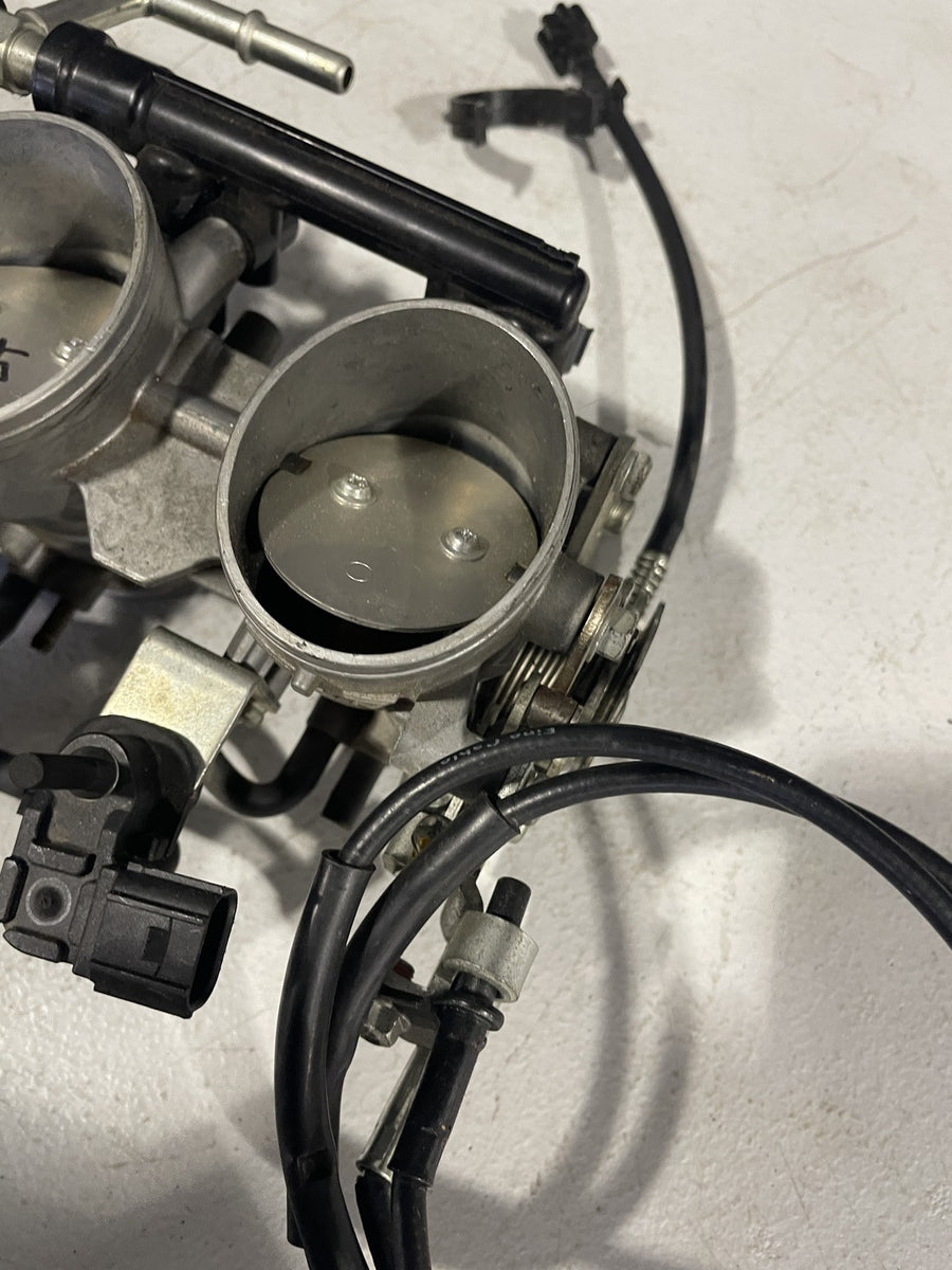 07-08 KAWASAKI NINJA ZX6R THROTTLE BODY BODIES FUEL INJECTORS TPS STVA