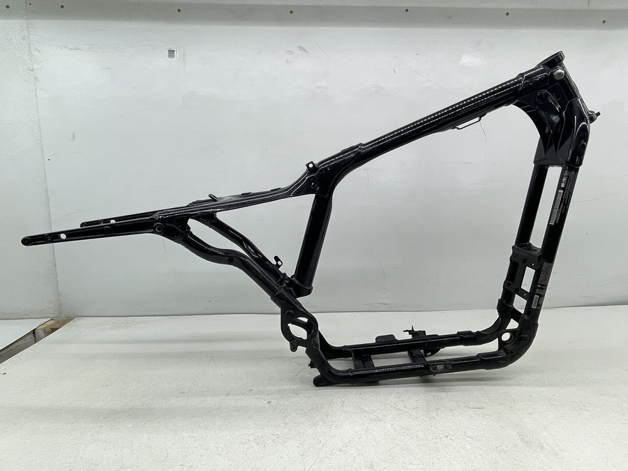 21-22 HARLEY-DAVIDSON IRON 883 XL883N FRAME CHASSI STPSS 38 STRAIGHT NICE