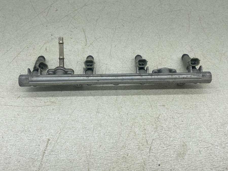 02-05 KAWASAKI NINJA ZX12R FUEL INJECTORS RAIL 16065-1377 49033-1056 49056-1056