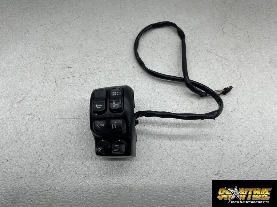 17-23 HARLEY-DAVIDSON ELECTRA GLIDE ULTRA LIMITED FLHTK LEFT CONTROL SWITCH