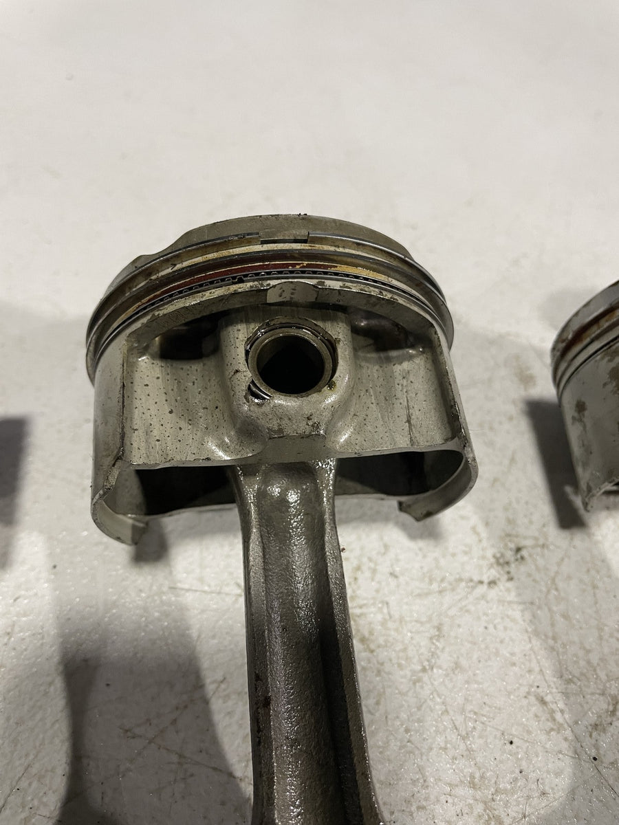 01-02 SUZUKI GSXR1000 ENGINE MOTOR BLOCK PISTONS 12111-40F00-0F0 12160-40F00