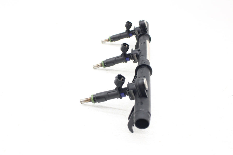 11-17 SEA-DOO GTI 155 SE GAS FUEL INJECTORS DISTRIBUTER RAIL