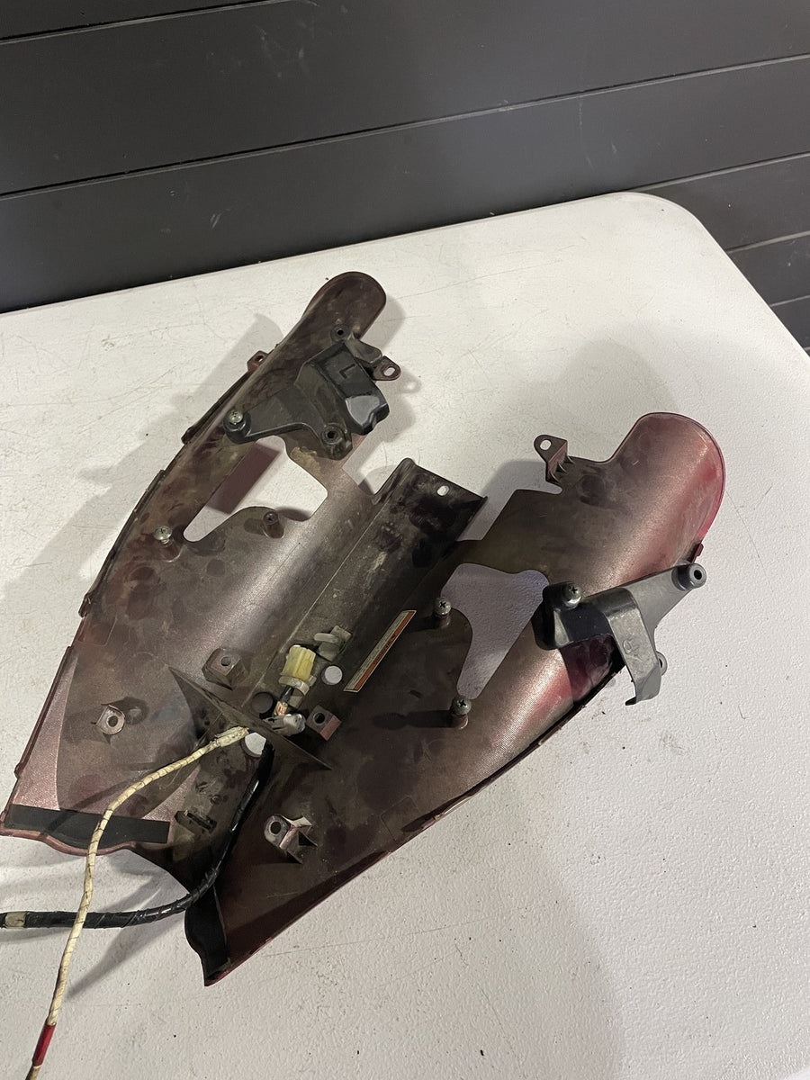 04-06 YAMAHA YZF R1 REAR BACK TAIL UNDERTAIL FAIRING COWL FENDER