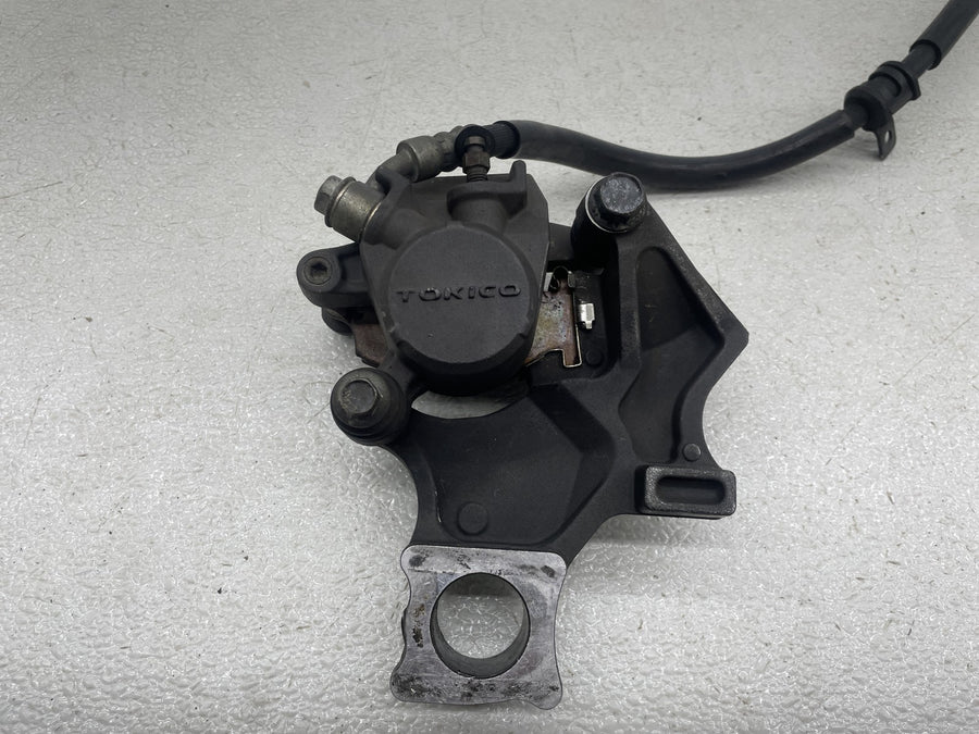 06-07 SUZUKI GSXR600 REAR BACK BRAKE CALIPER W/ BRAKE LINE