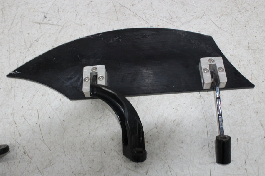 07-11 HARLEY-DAVIDSON ROAD GLIDE FLTRX AFTERMARKET RIGHT FRONT FOOT REST BOARD