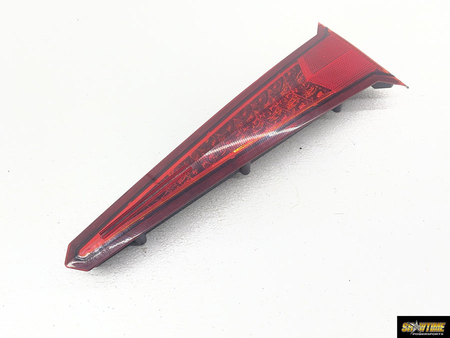 12-17 VICTORY CROSS COUNTRY TOUR TAILLIGHT REAR TAIL BRAKE LIGHT NICE