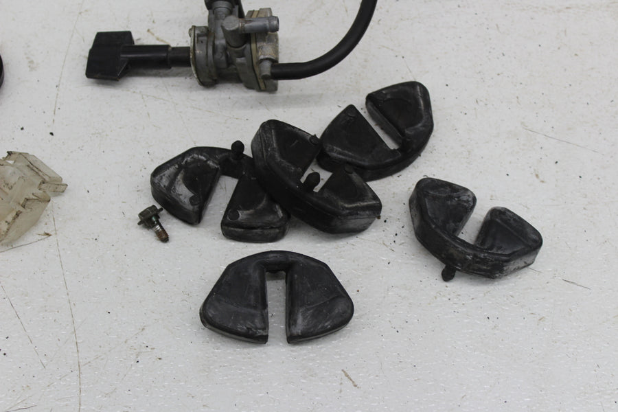 97 SUZUKI BANDIT 600 GSF600S PARTS AND HARDWARE NUTS BOLTS IGNITION ENGINE