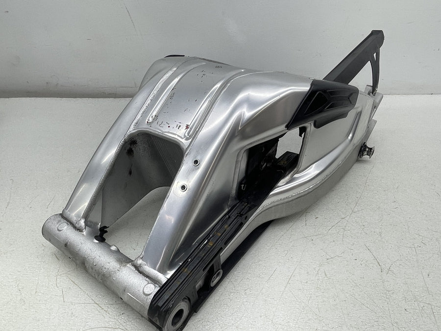 15-18 BMW S1000RR REAR SWINGARM BACK SUSPENSION SWING ARM 33 35 8549982