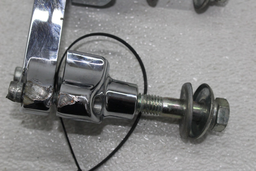06-11 HARLEY-DAVIDSON DYNA STREET BOB FXDB HANDLEBAR RISERS