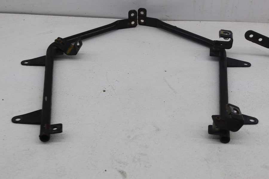 01-06 HARLEY-DAVIDSON HERITAGE SOFTAIL FLSTCI SADDLEBAG CASE MOUNT BRACKET SET