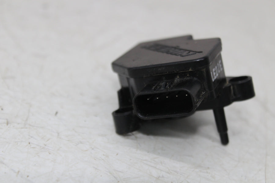 22-25 KAWASAKI KLR650 TPS THROTTLE POSITION SENSOR