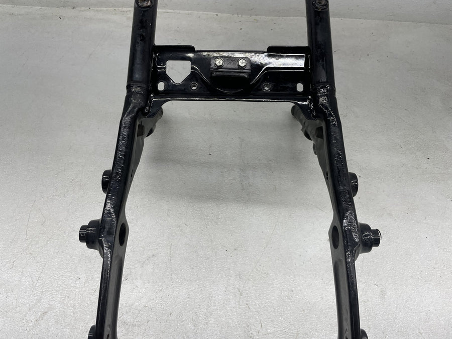 07-11 HARLEY-DAVIDSON ELECTRA GLIDE ULTRA CLASSIC REAR BACK FENDER SUBFRAME