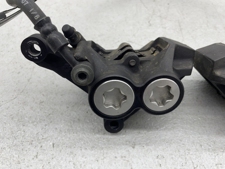06-15 YAMAHA FZ1 RIGHT LEFT FRONT BRAKE CALIPER SET PAIR CALIPERS W/ BRAKE LINE