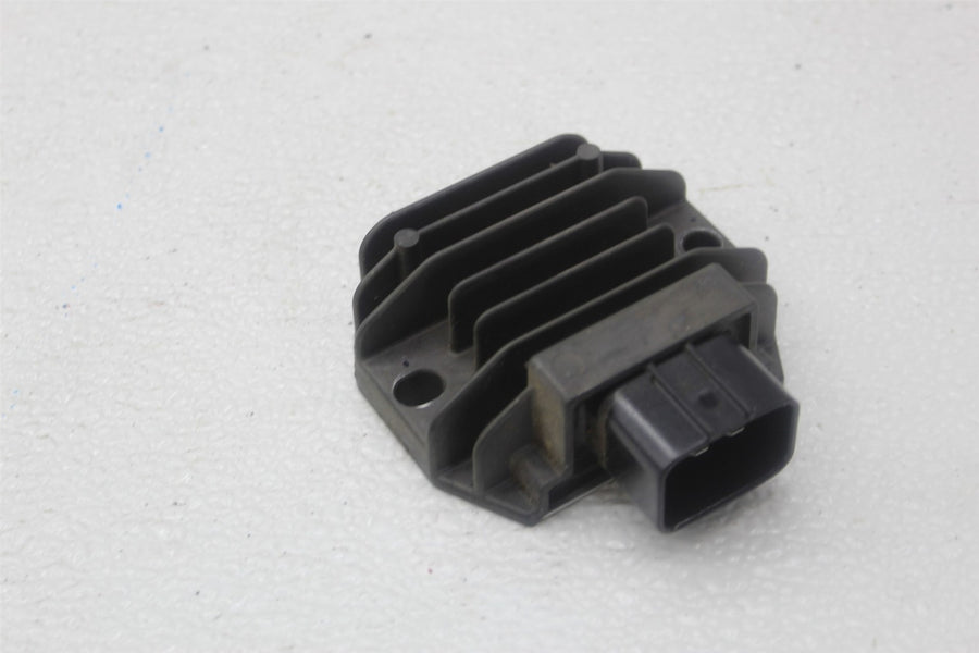 15-19 YAMAHA YZF R1 VOLTAGE REGULATOR RECTIFIER