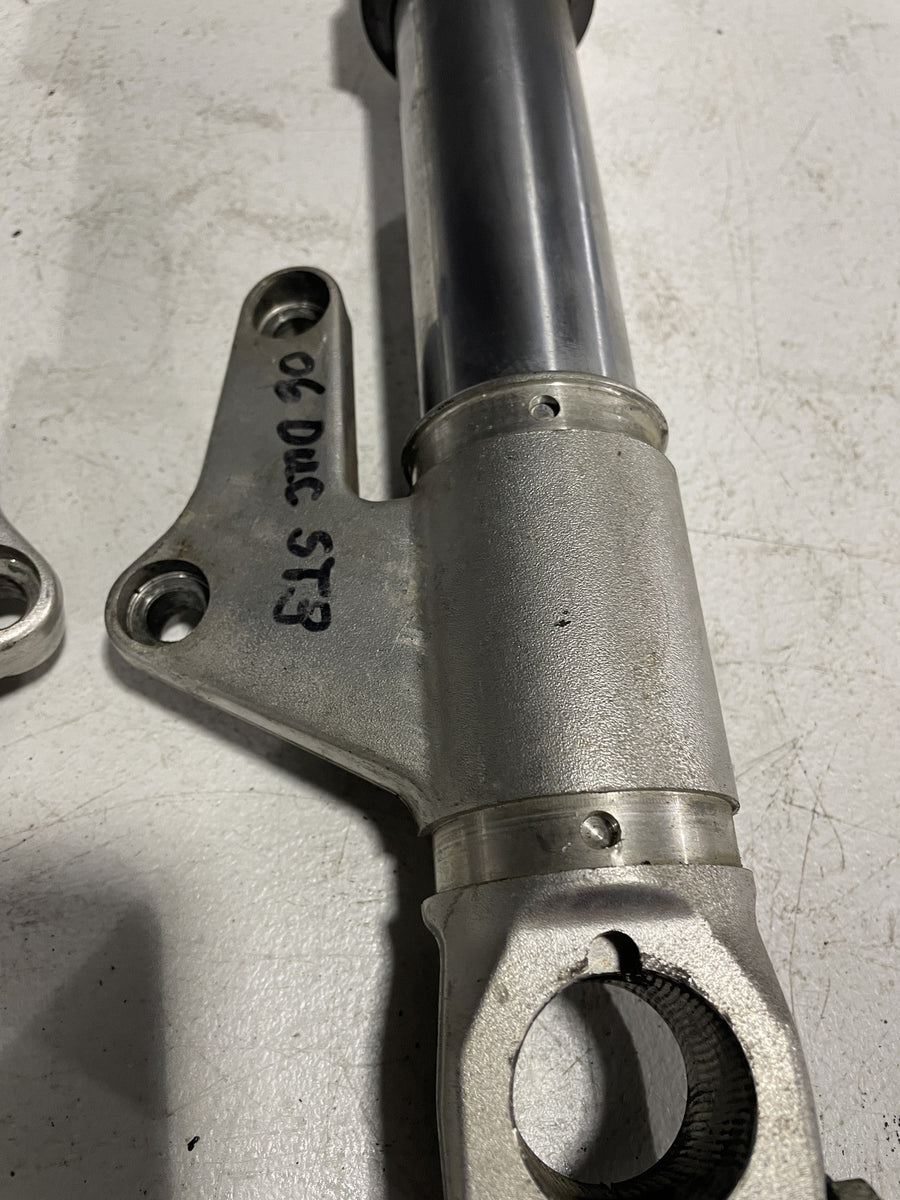 2007 DUCATI ST3 FRONT FORKS SHOCK SUSPENSION SET PAIR