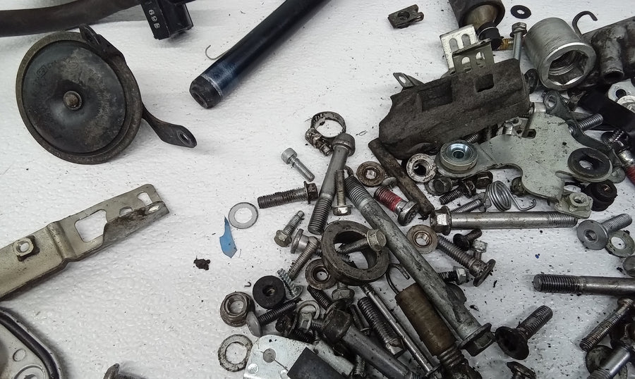 06-11 KAWASAKI NINJA ZX14 PARTS AND HARDWARE NUTS BOLTS