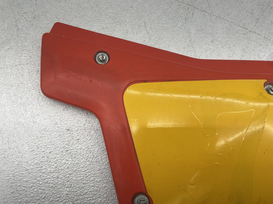 83-84 HONDA XR350R LEFT REAR NUMBER PLATE AIRBOX COVER PANEL COWL