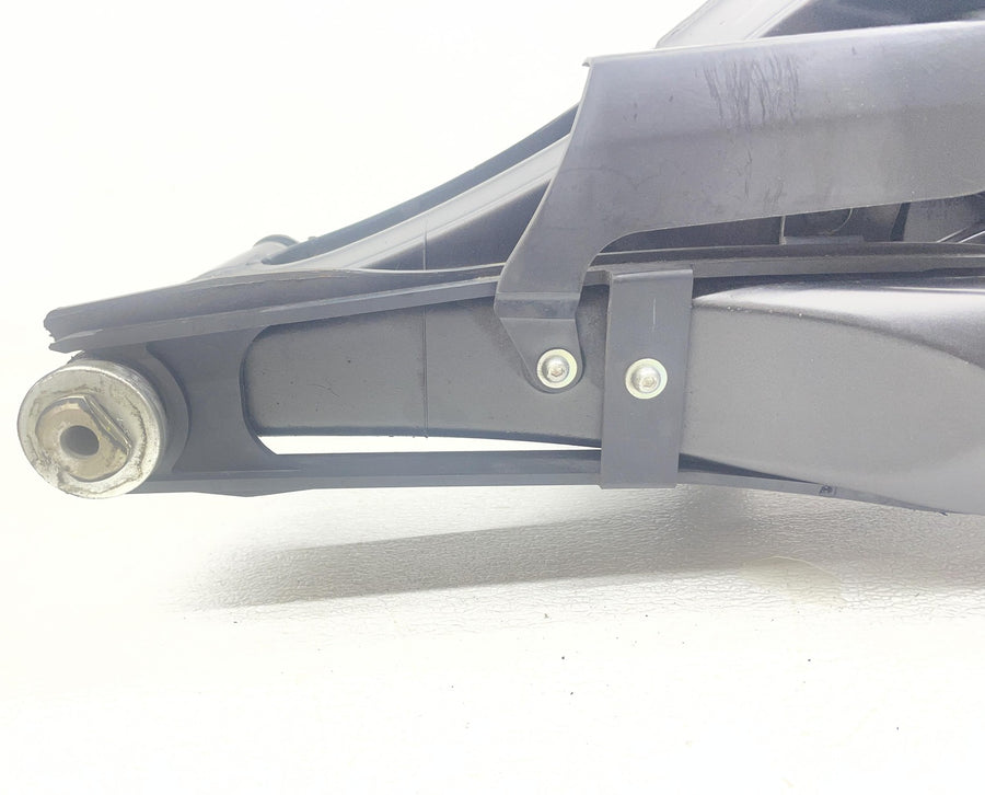 11-13 YAMAHA FZ8 REAR SWINGARM BACK SUSPENSION SWING ARM