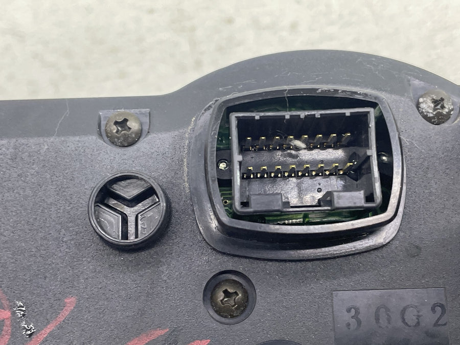04-05 SUZUKI GSXR750 SPEEDO TACH GAUGES DISPLAY SPEEDOMETER TACHOMETER 5K