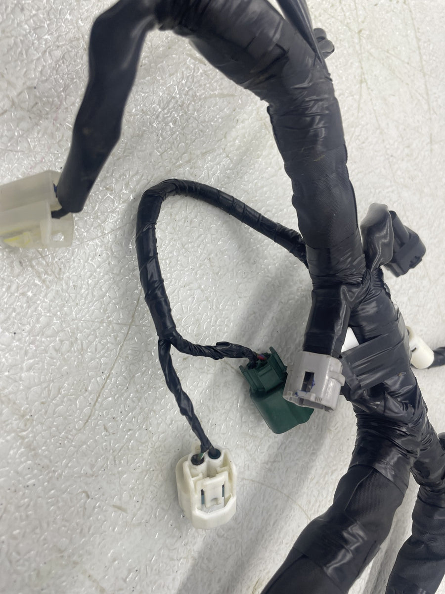 11-13 YAMAHA FZ8 MAIN ENGINE WIRING HARNESS MOTOR WIRE LOOM 39P-82590-10