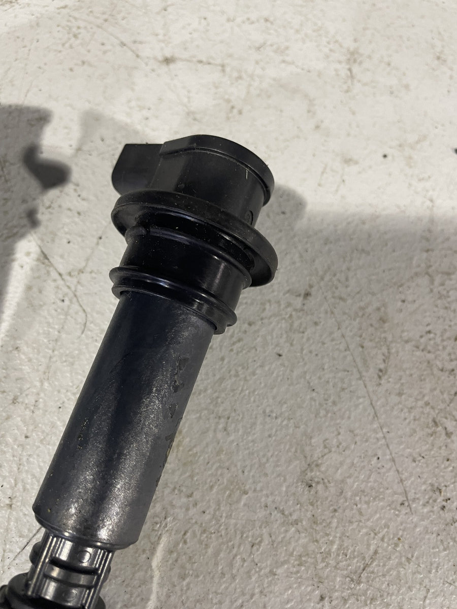 2010 TRIUMPH SPRINT ST 1050 IGNITION COILS COIL SPARK PLUG CAPS