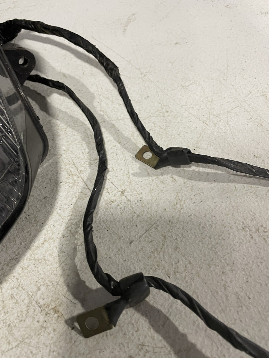 93-01 KAWASAKI NINJA ZX11 FRONT HEADLIGHT HEAD LIGHT LAMP HEADLIGHT HARNESS