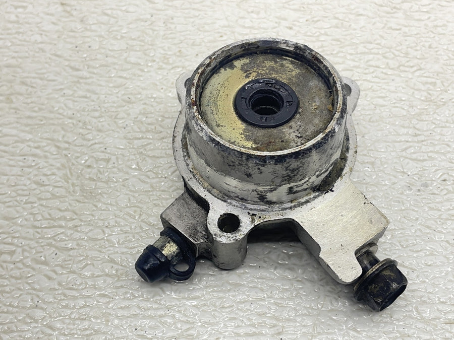 83 HONDA SHADOW 750 VT750 CLUTCH SLAVE PISTON CYLINDER 22860-ME9-000