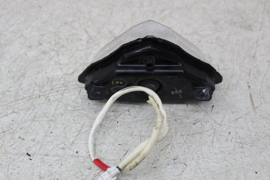 04-06 YAMAHA YZF R1 REAR TAIL TAILLIGHT BACK BRAKE LIGHT