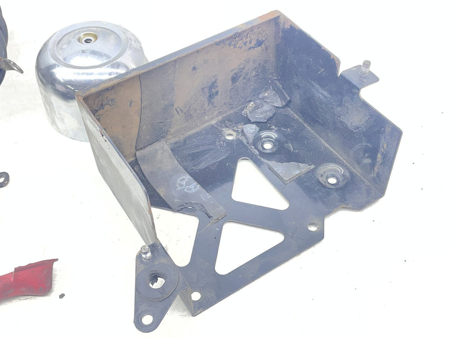 04-06 VICTORY KINGPIN PARTS HARDWARE GAUGE MOUNT BRACKET HORN LINKAGE